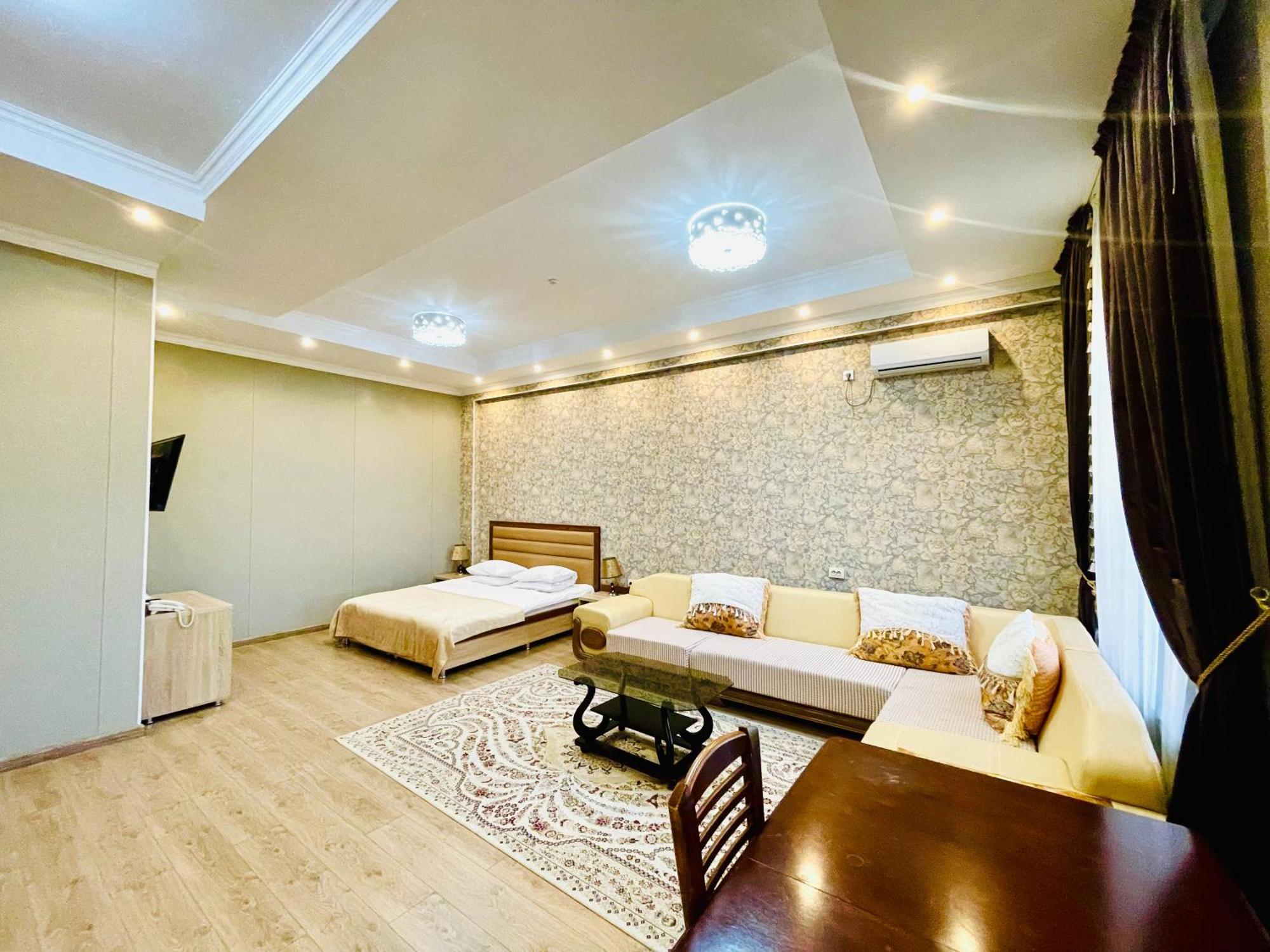 Dostyk Hotel Kyzylorda Exterior photo